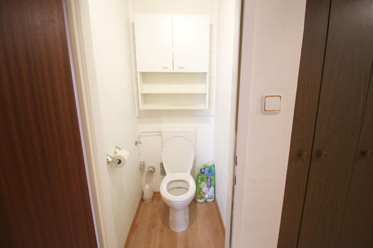 Geraeumige Ferienwohnung Im Zentrum ザンクト・ペルテン エクステリア 写真